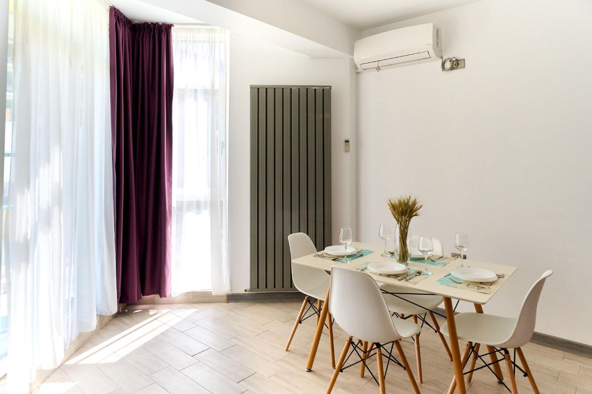 Evelyn'S Apartment Spa&Pool Beach Resort Mamaia Exterior foto